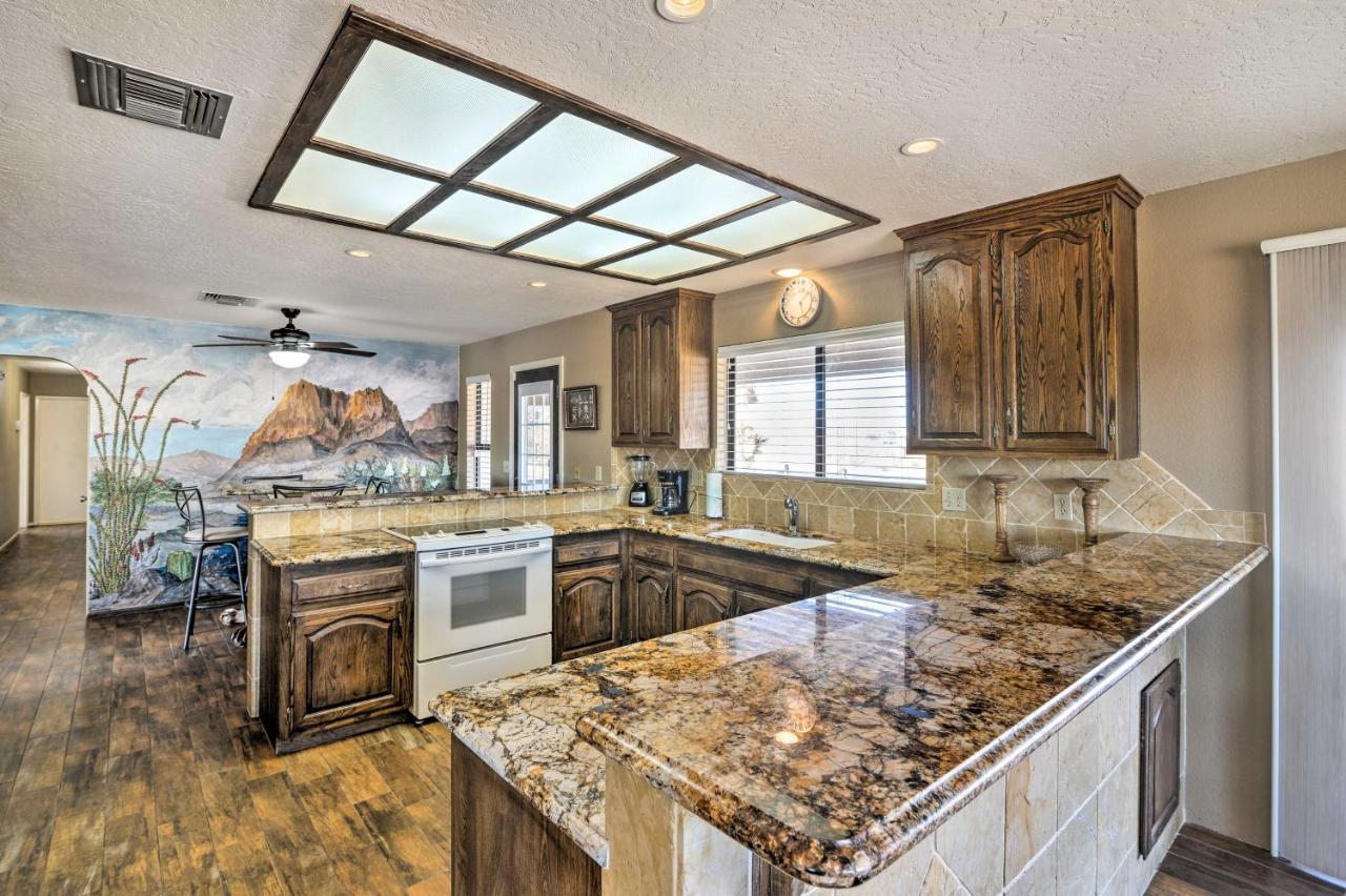 Bullhead City Home With Private Pool, Hot Tub And View Εξωτερικό φωτογραφία